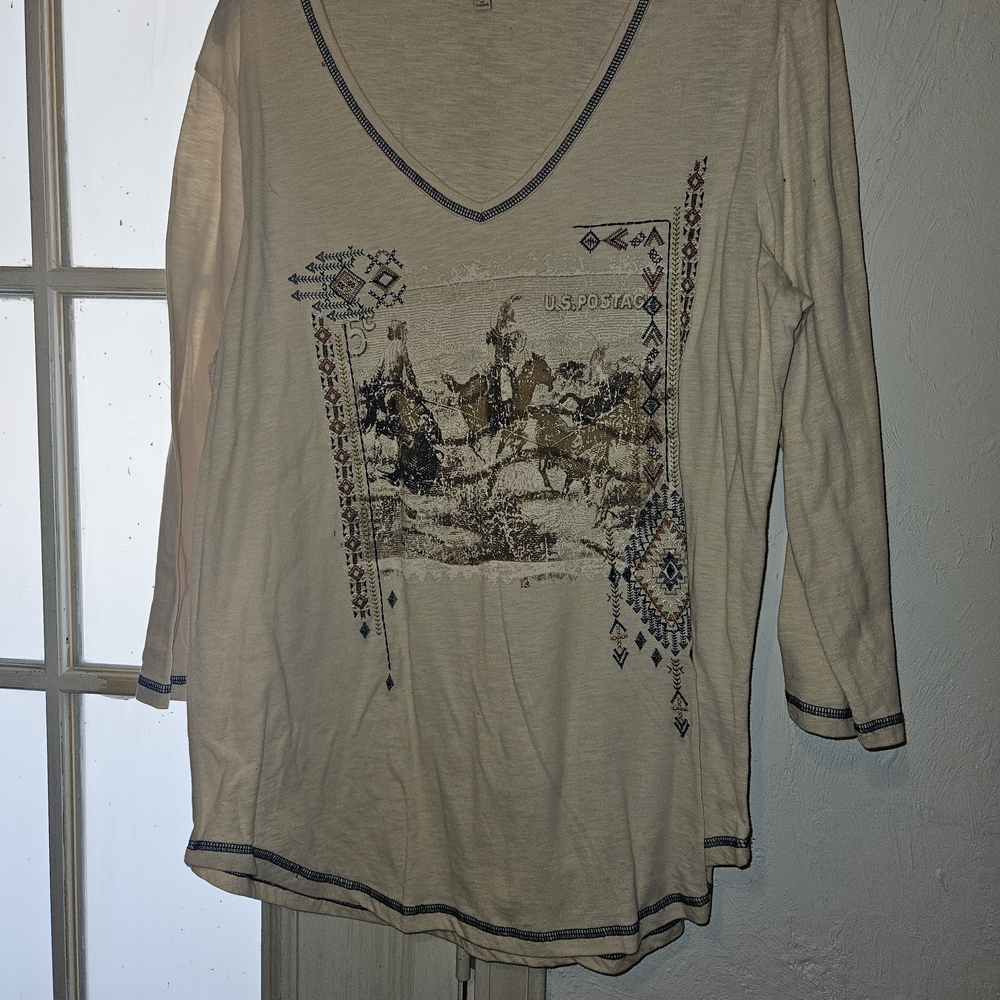 Reba Cream Top with Navy Contrast Stitching